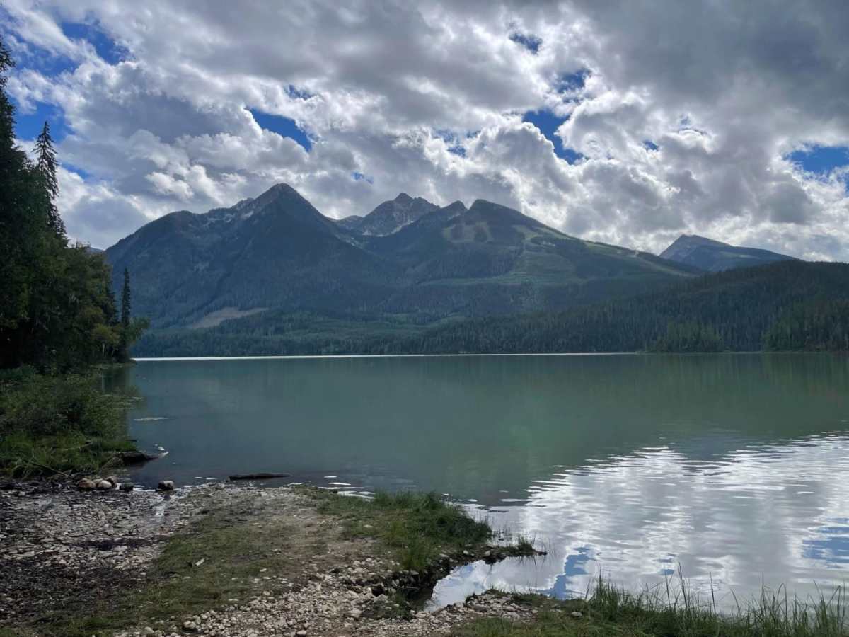 Mud Lake, BC trail photo