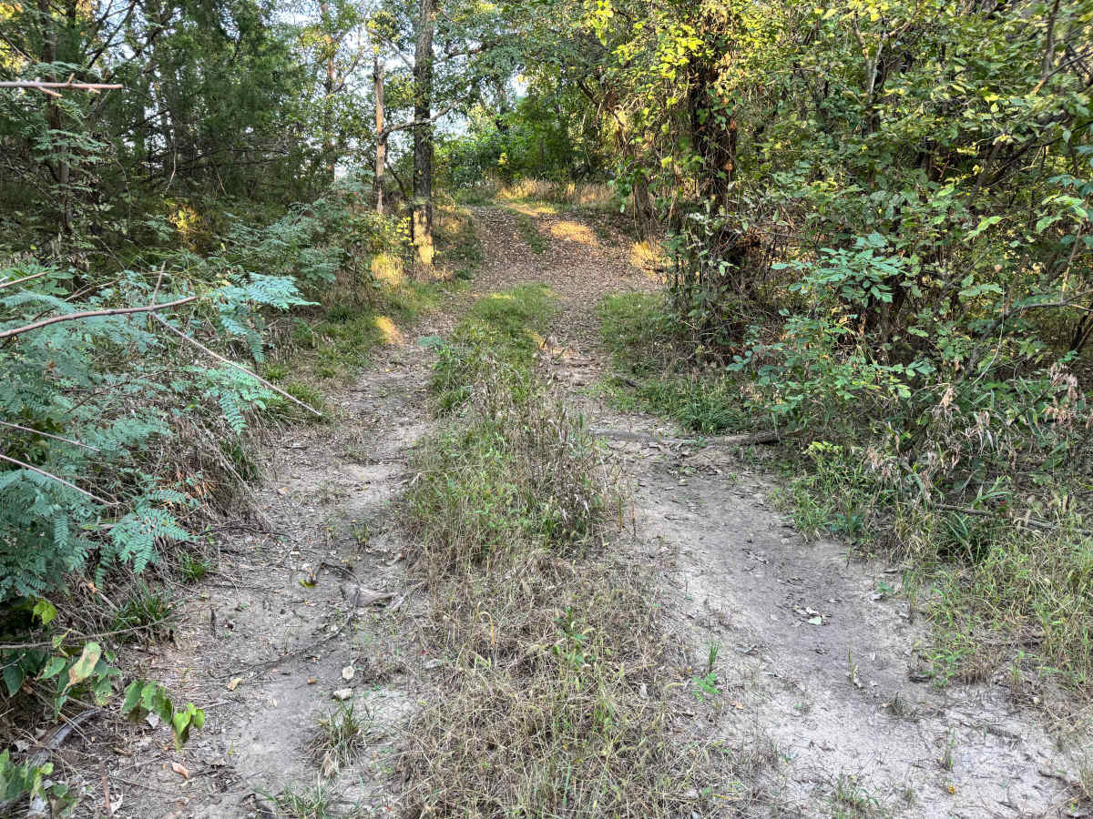 Rusty Socket trail photo