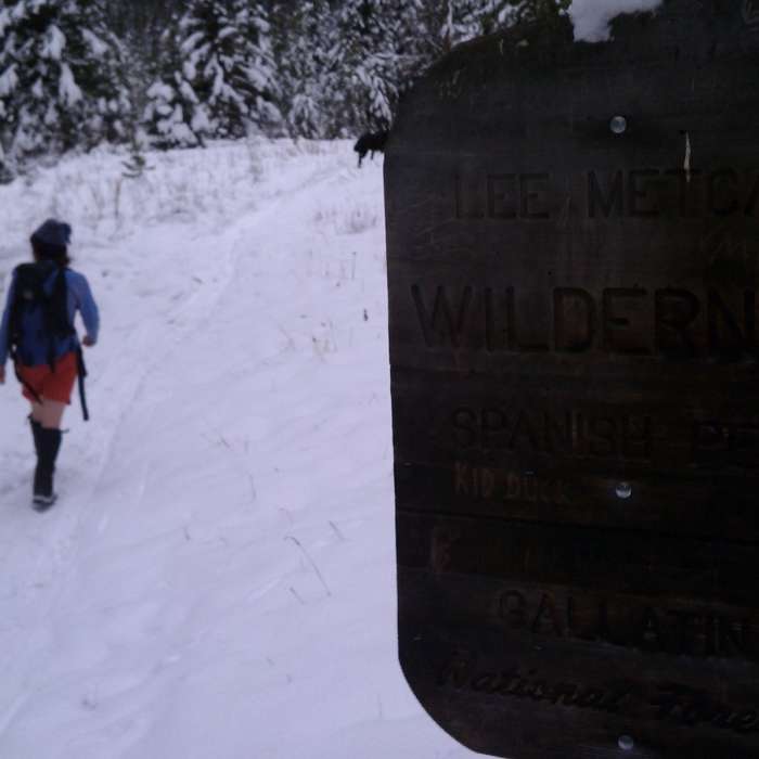 Near Spanish Creek and Jerome Rock Lakes Loop