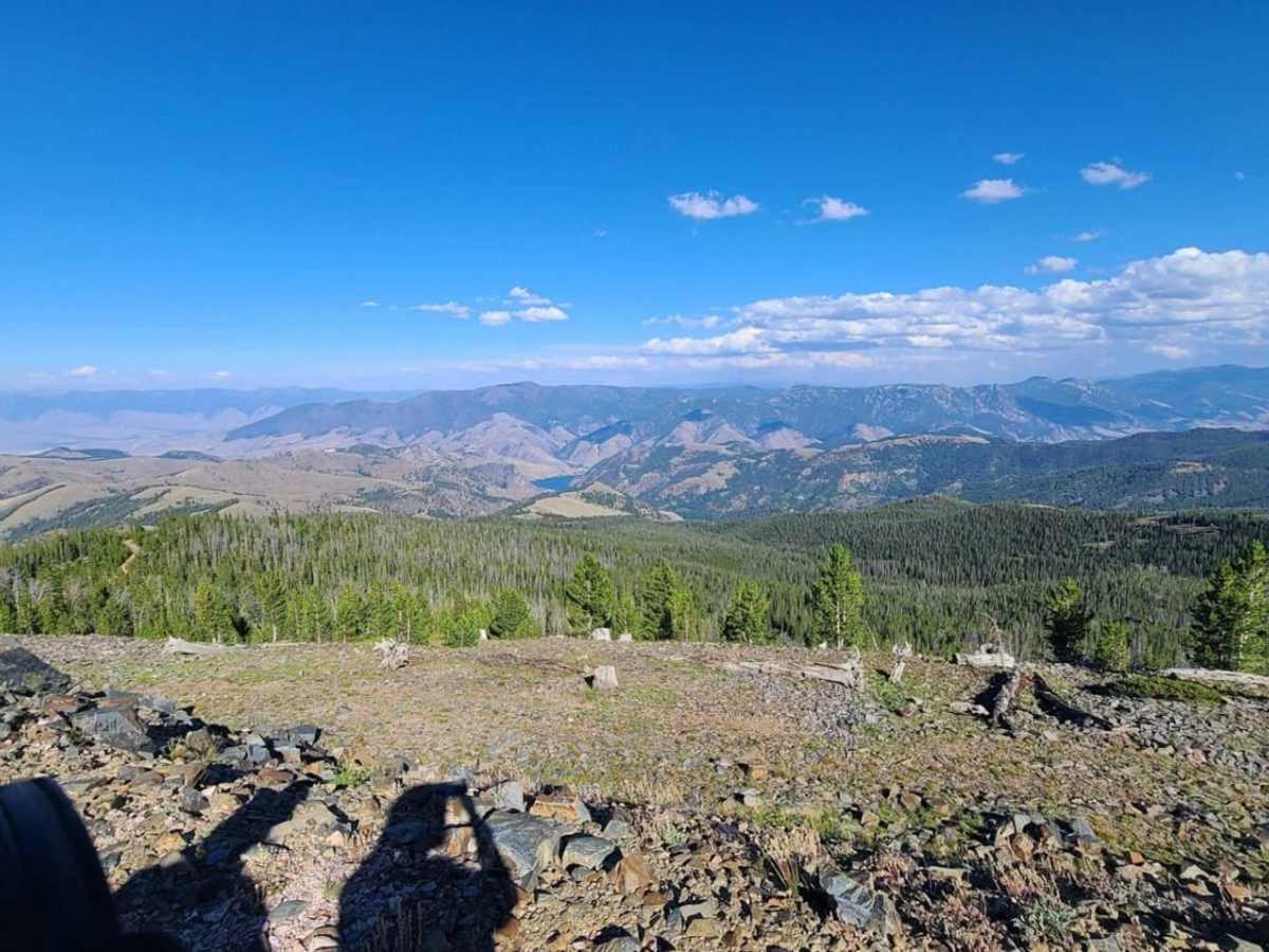 Lake Mountain trail photo