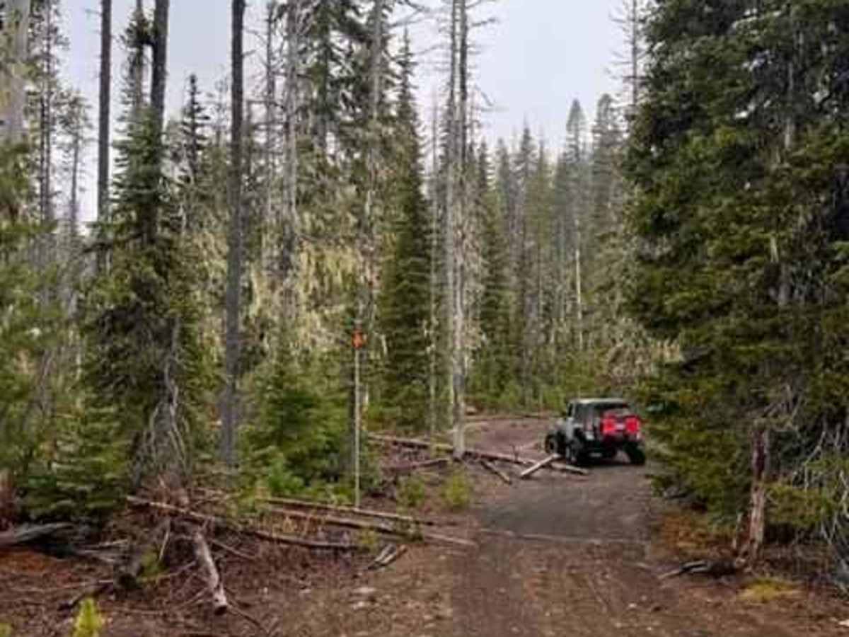 High Lakes to North Blowout Shelter photo 4