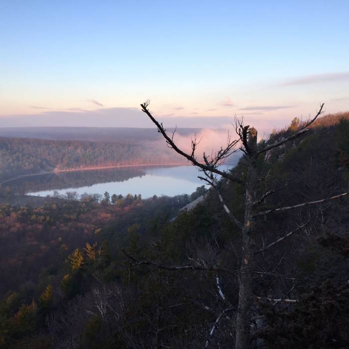 Devil's Lake at sunrise. Near Grottos Trail