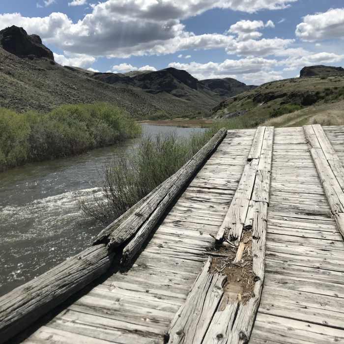 Near Bruneau Canyon Rim to Rim to Rim