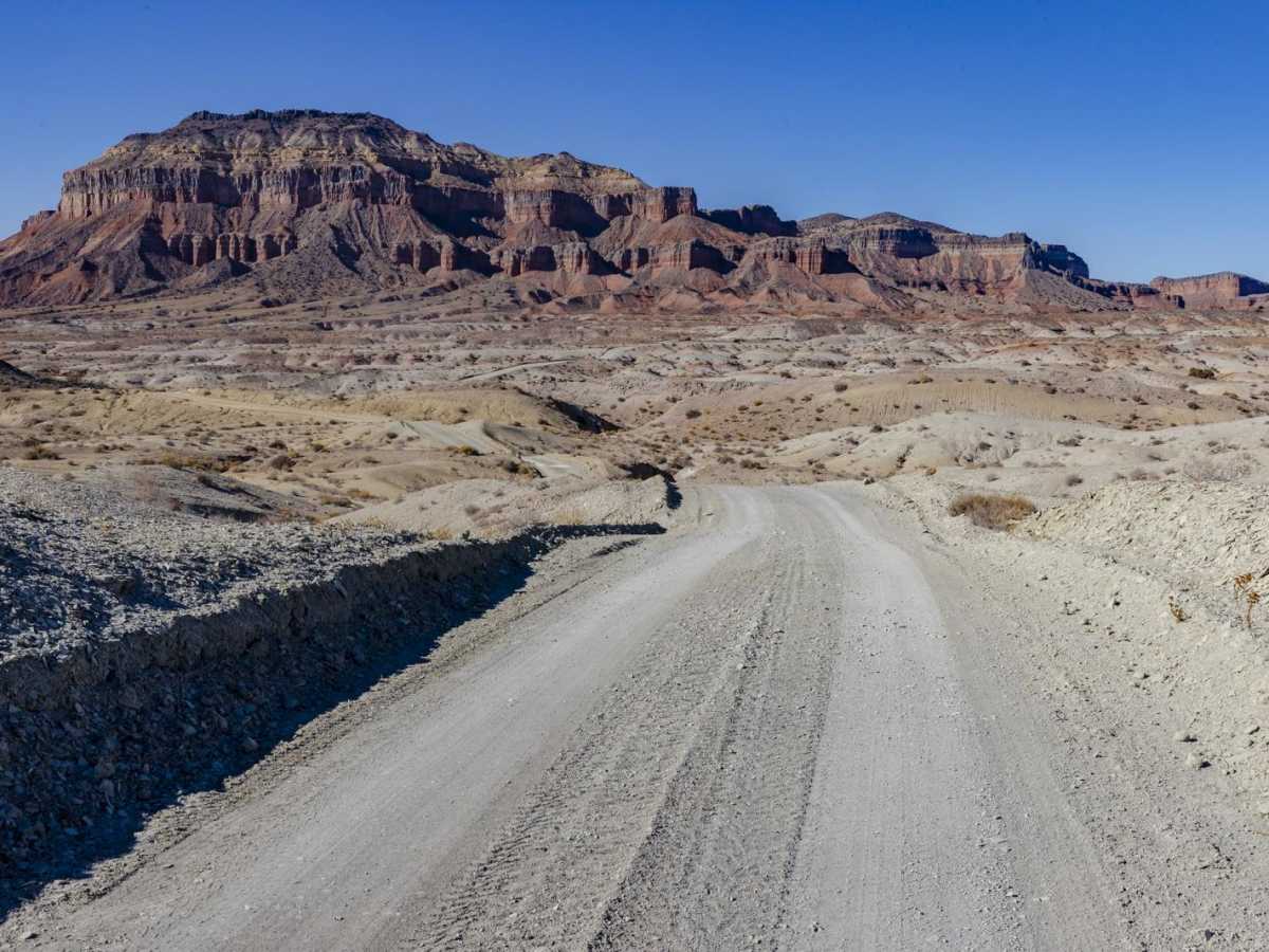 Segers Hole Overlook to Carlysle Wash Road photo 5