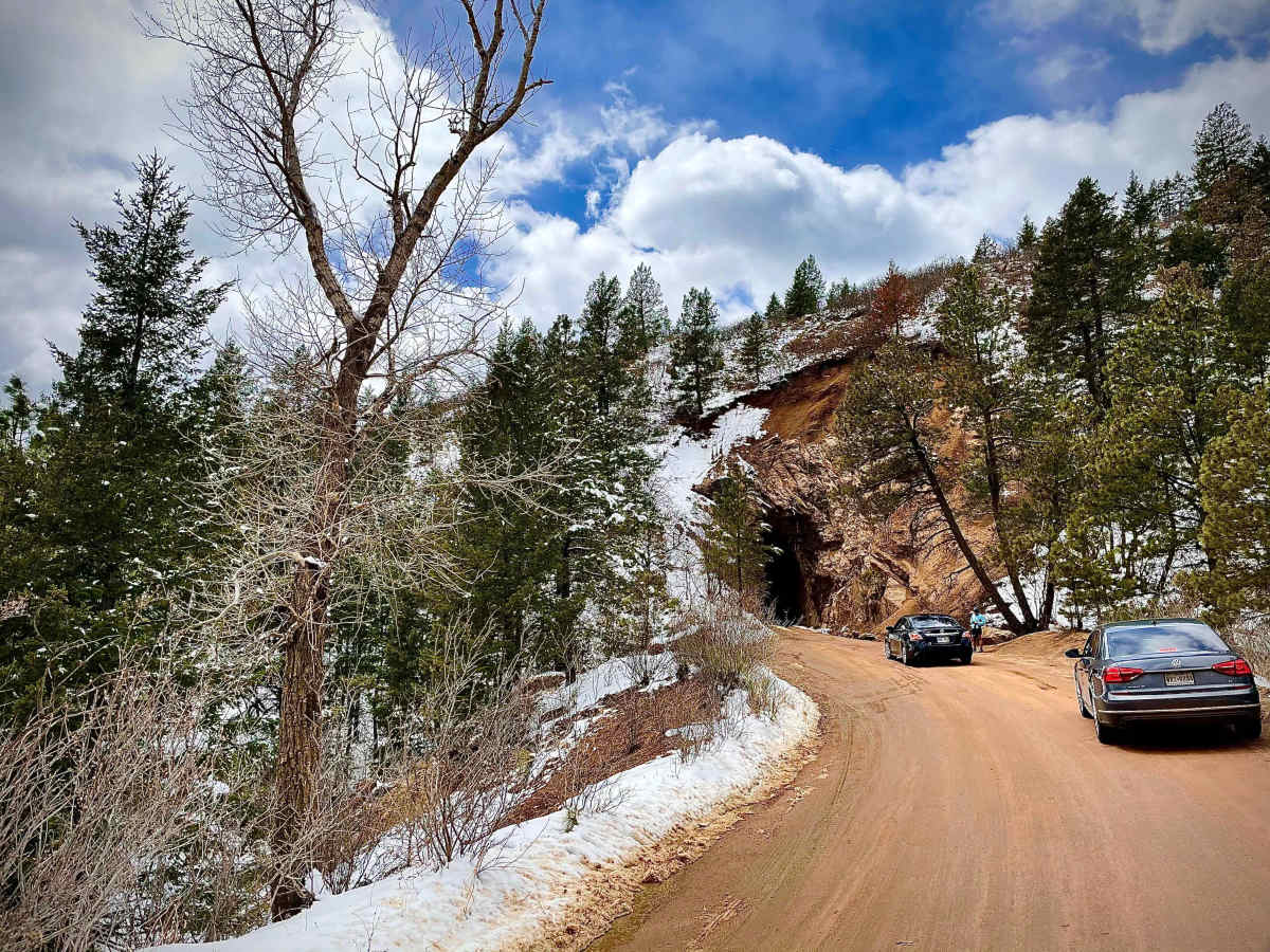 Lower Gold Camp Road photo 4