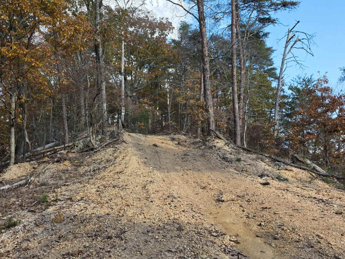 Gravelanche Hill photo 4
