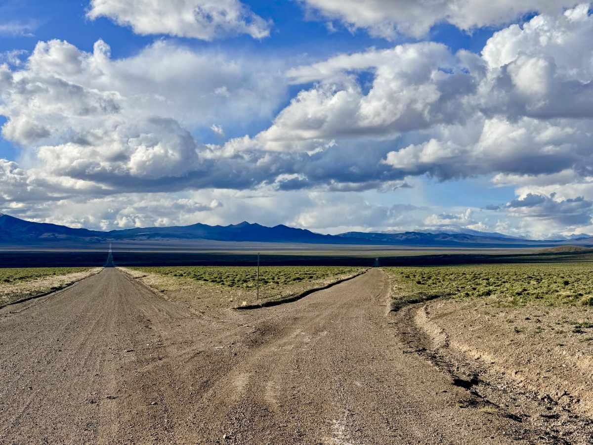 South Hot Springs Rd - BLM 206 photo 4