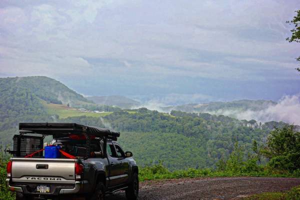 Close Mountain Road