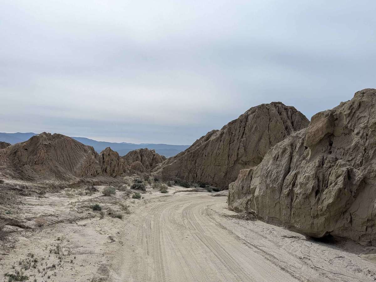 Dump Wash trail photo