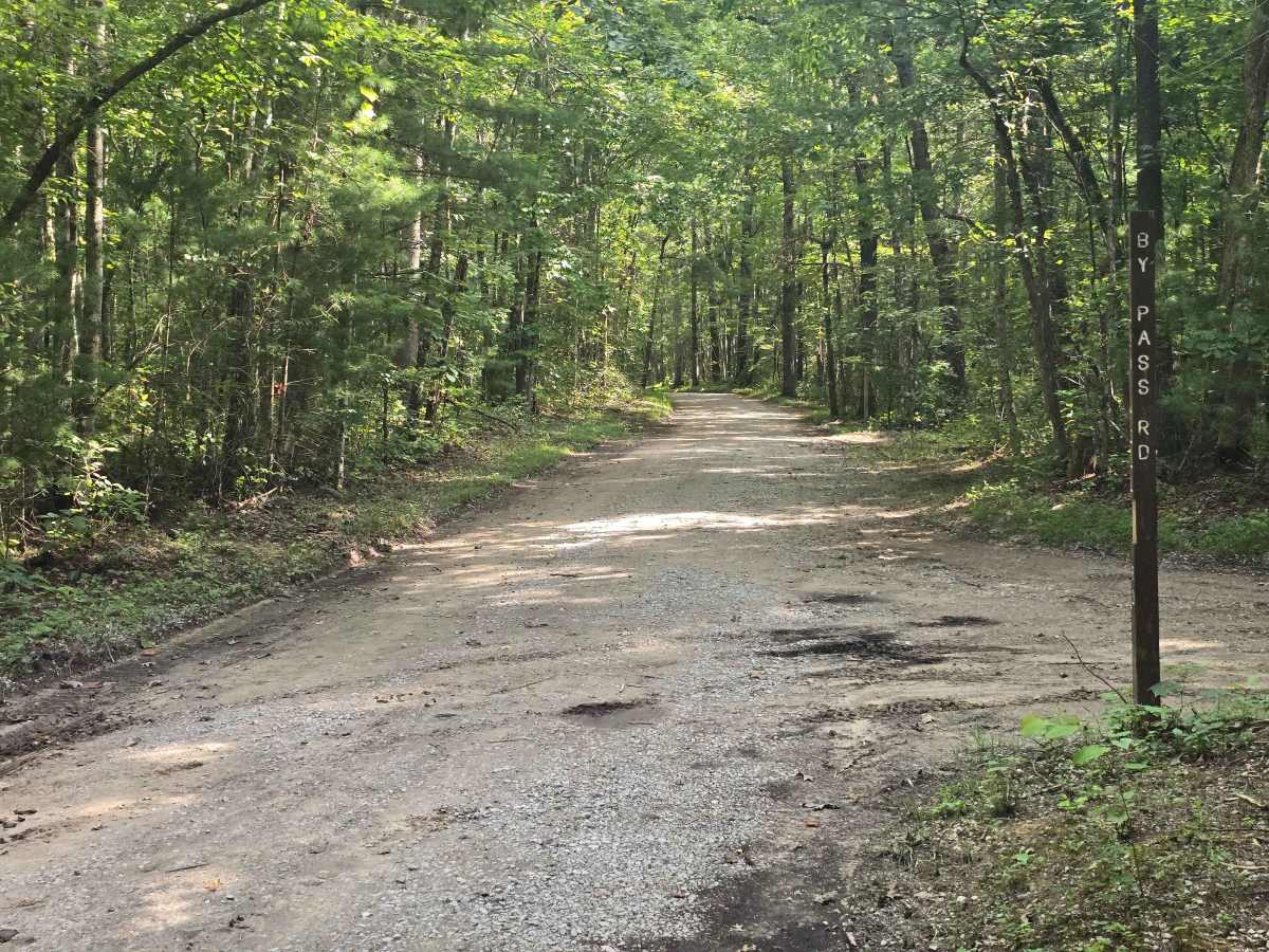 Duncan Hollow Road trail photo