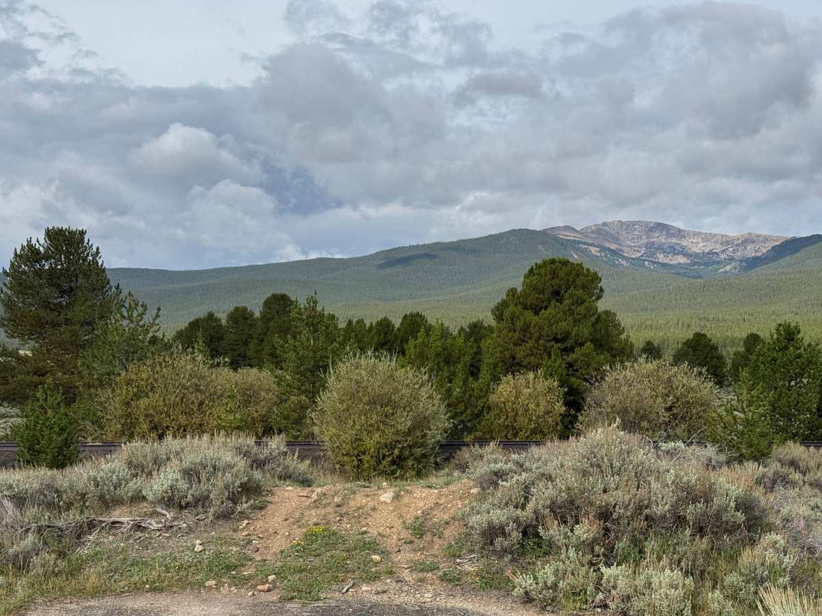 Lake County Road 18 photo 5