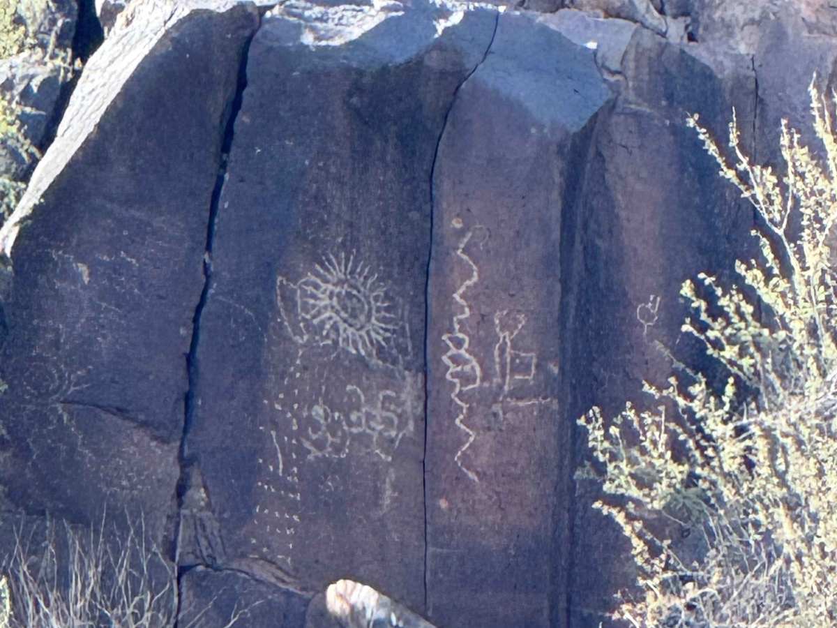 Hidden Glyph Run photo 3
