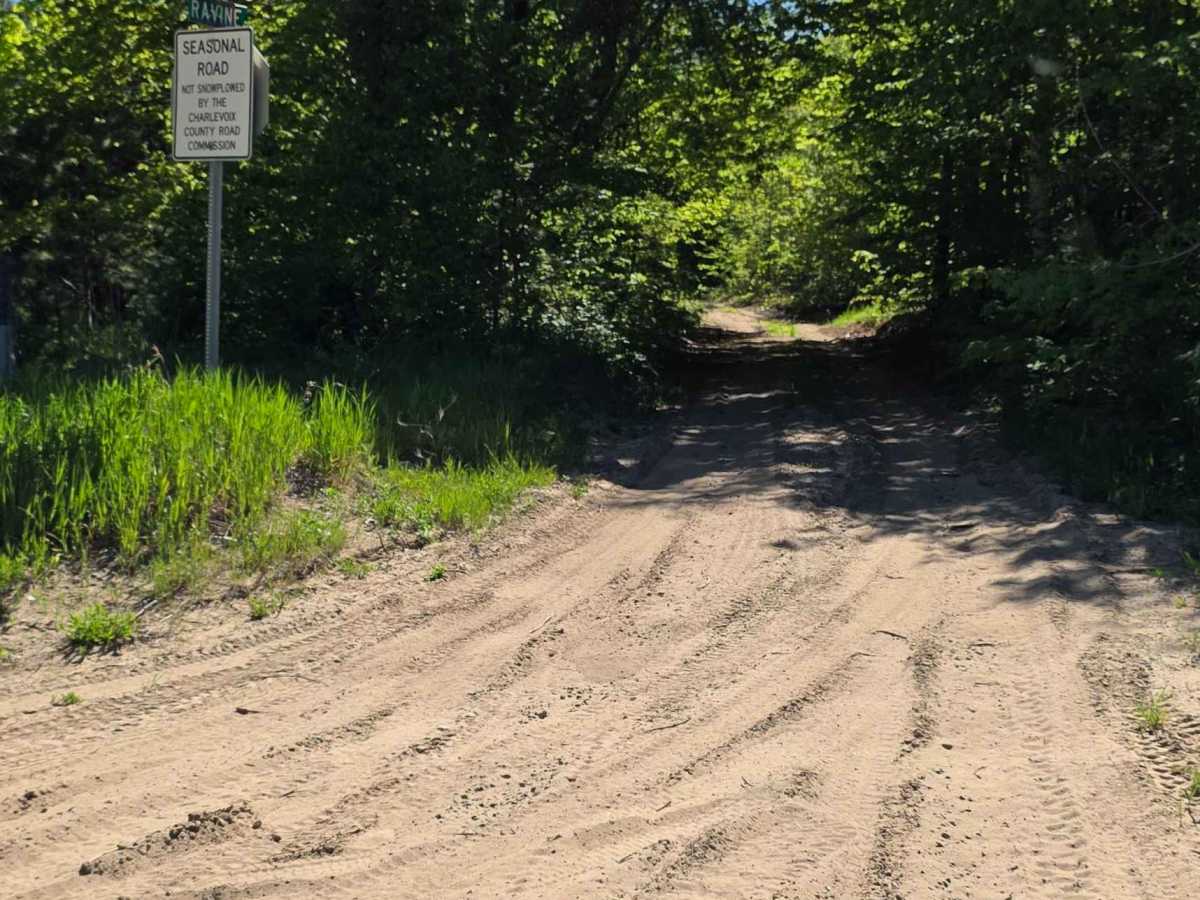 Ravine Road trail photo