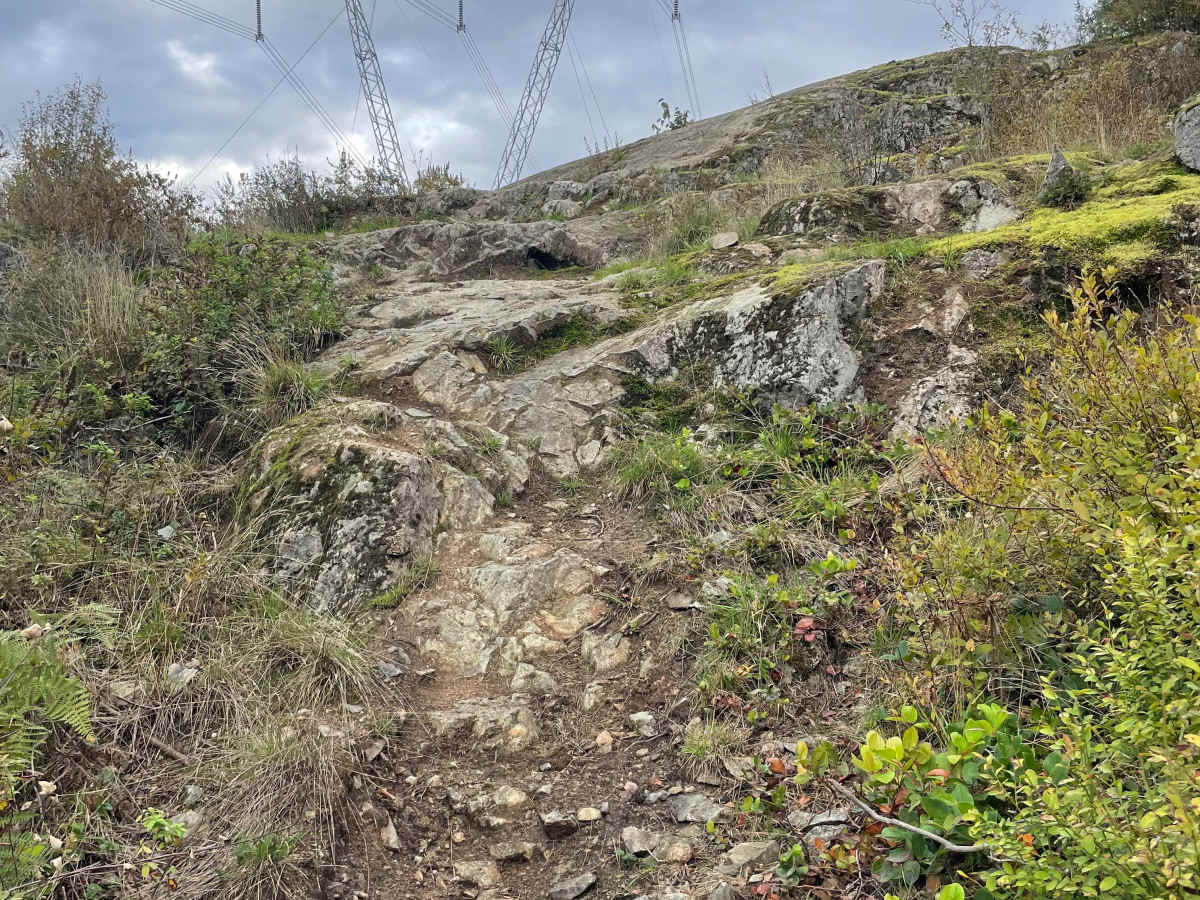 Two Smokin' trail photo