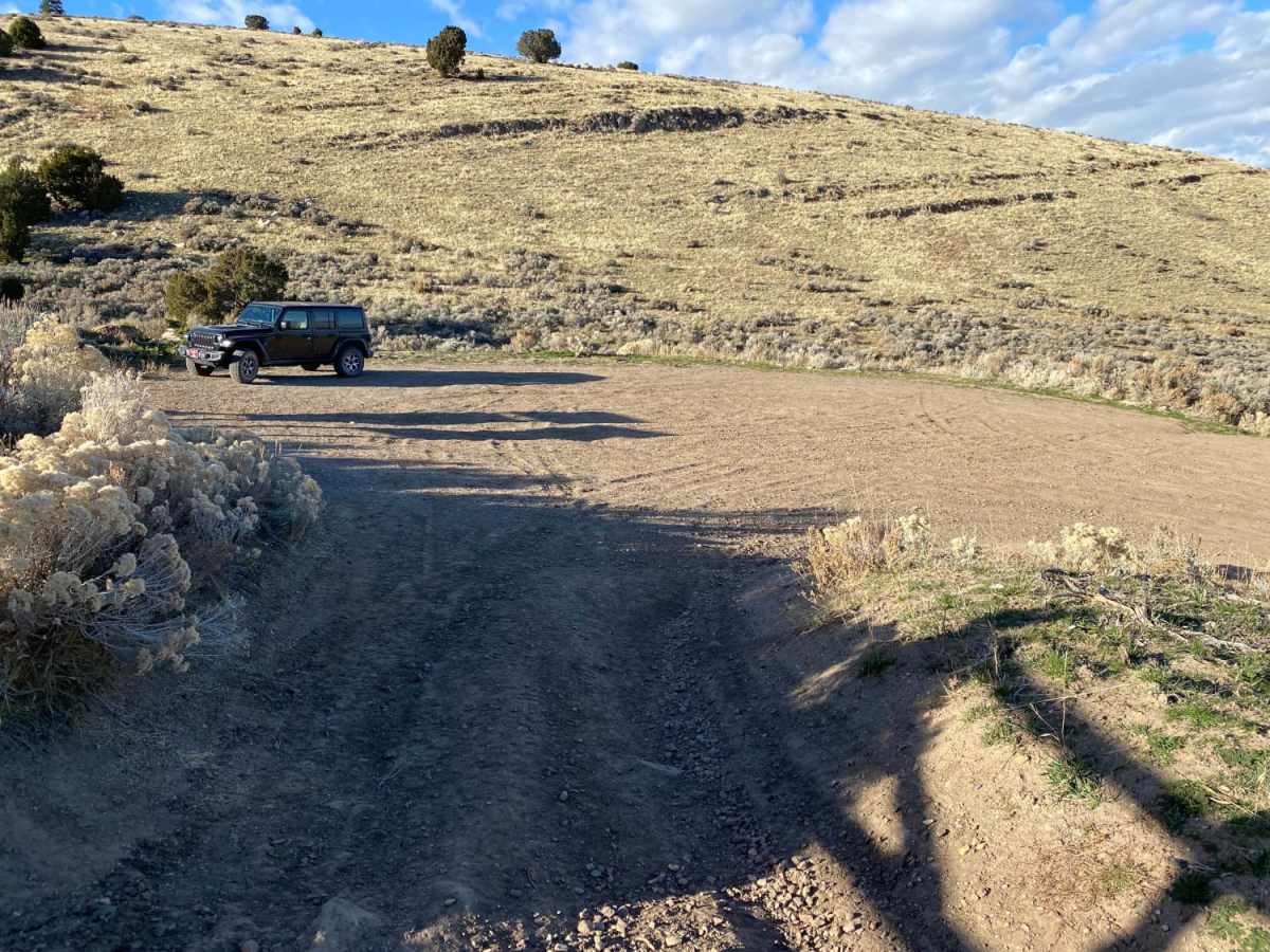 West Canyon Trailhead Road photo 5
