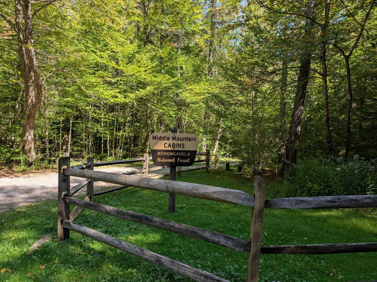 Middle Mountain photo 4