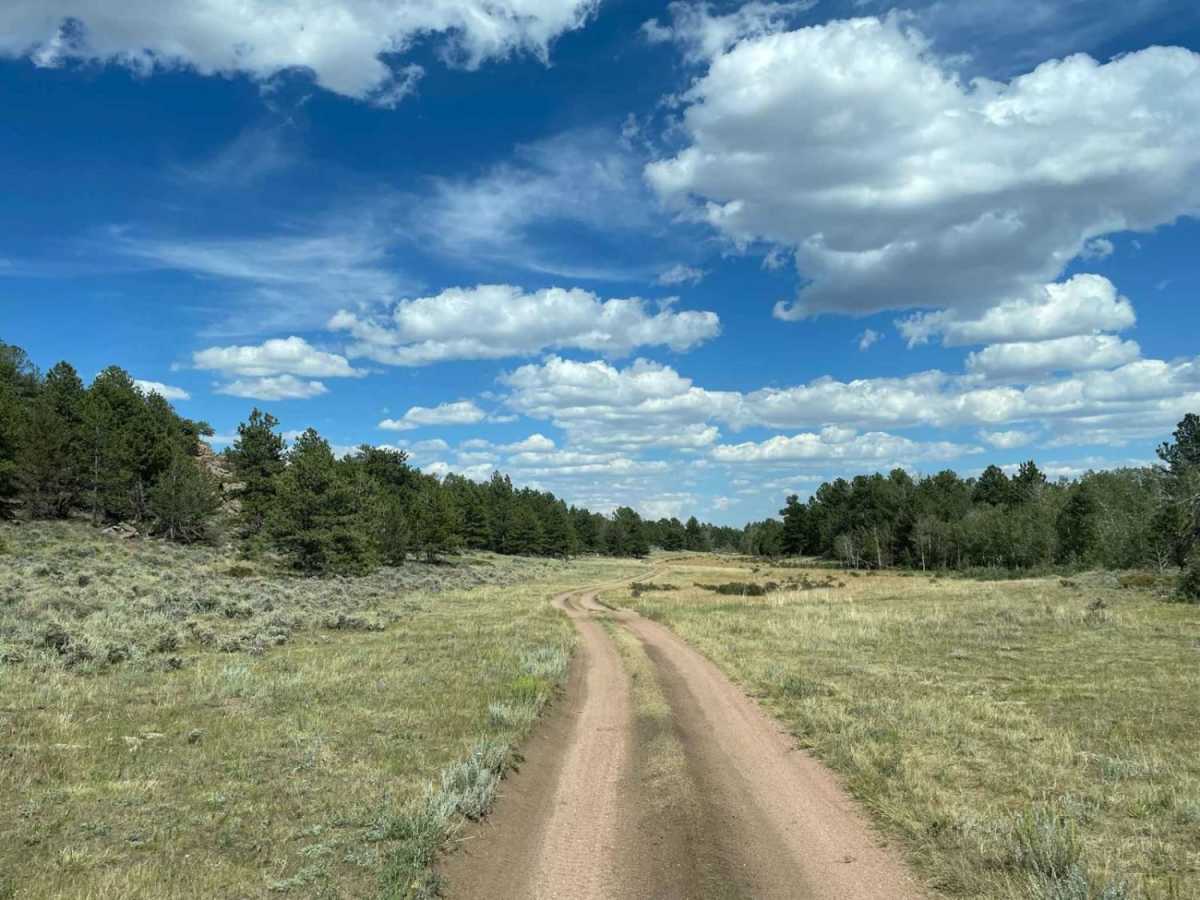 North Ridge Road trail photo