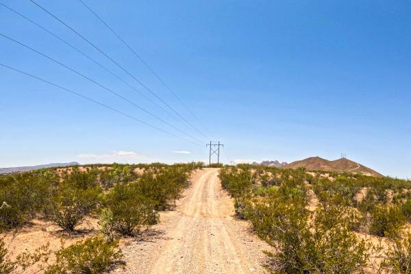 Powerline Road Entrance