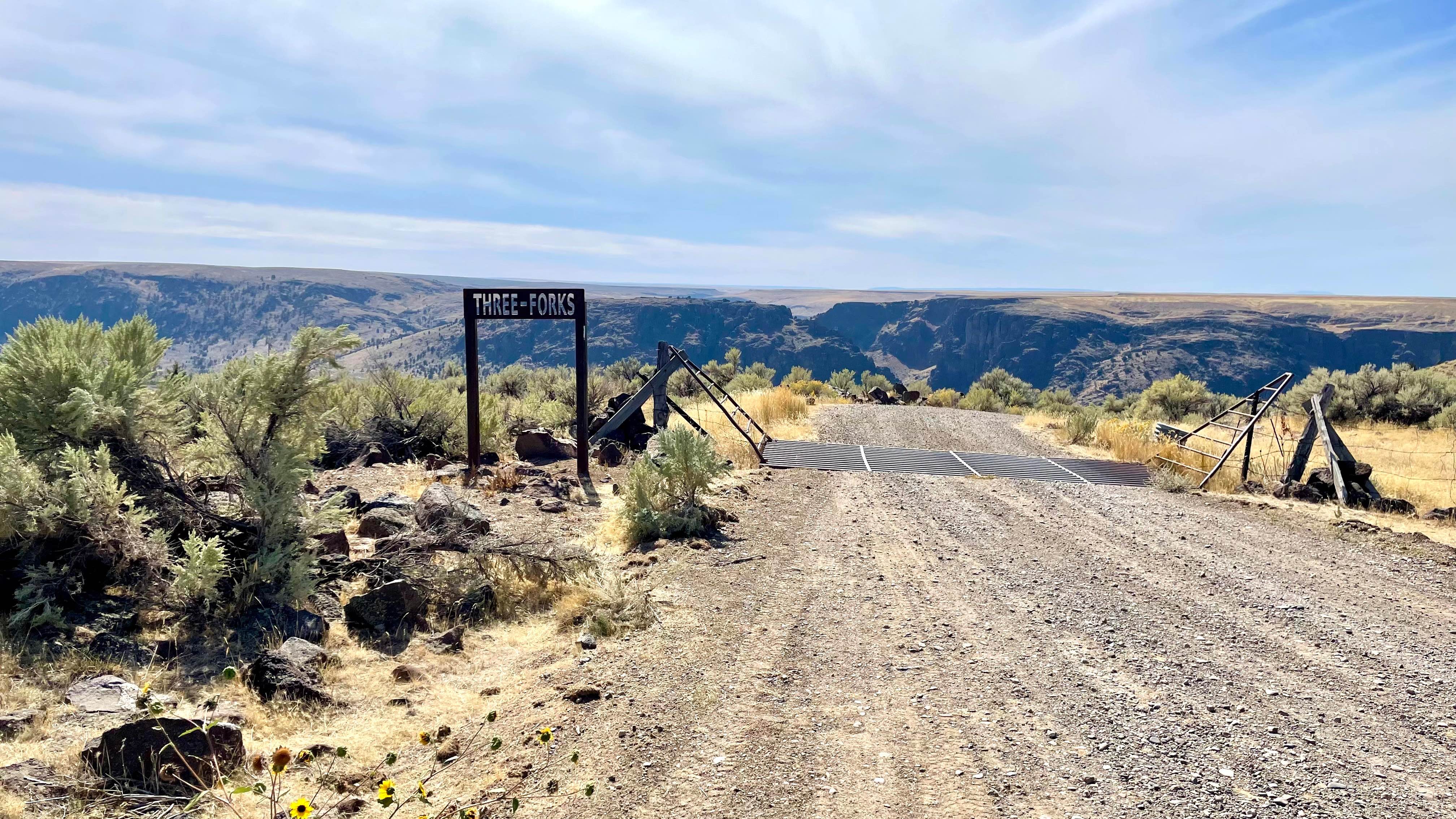 Fenwick Road Switchbacks