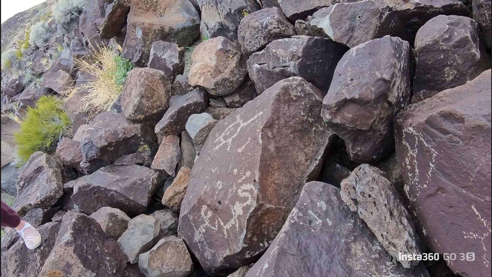 Rocky Glyph