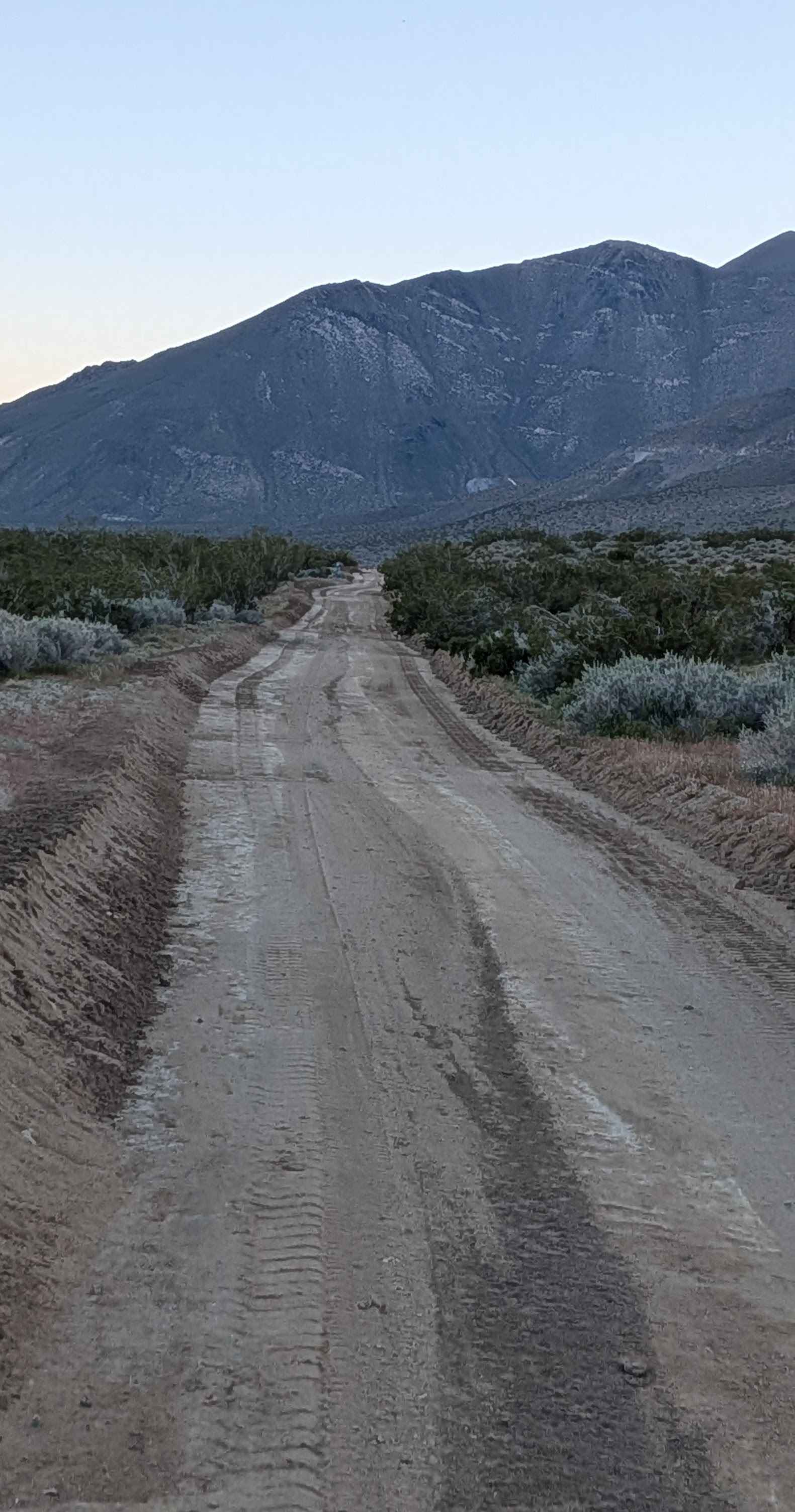 Aqueduct Service Road Deadfoot Canyon