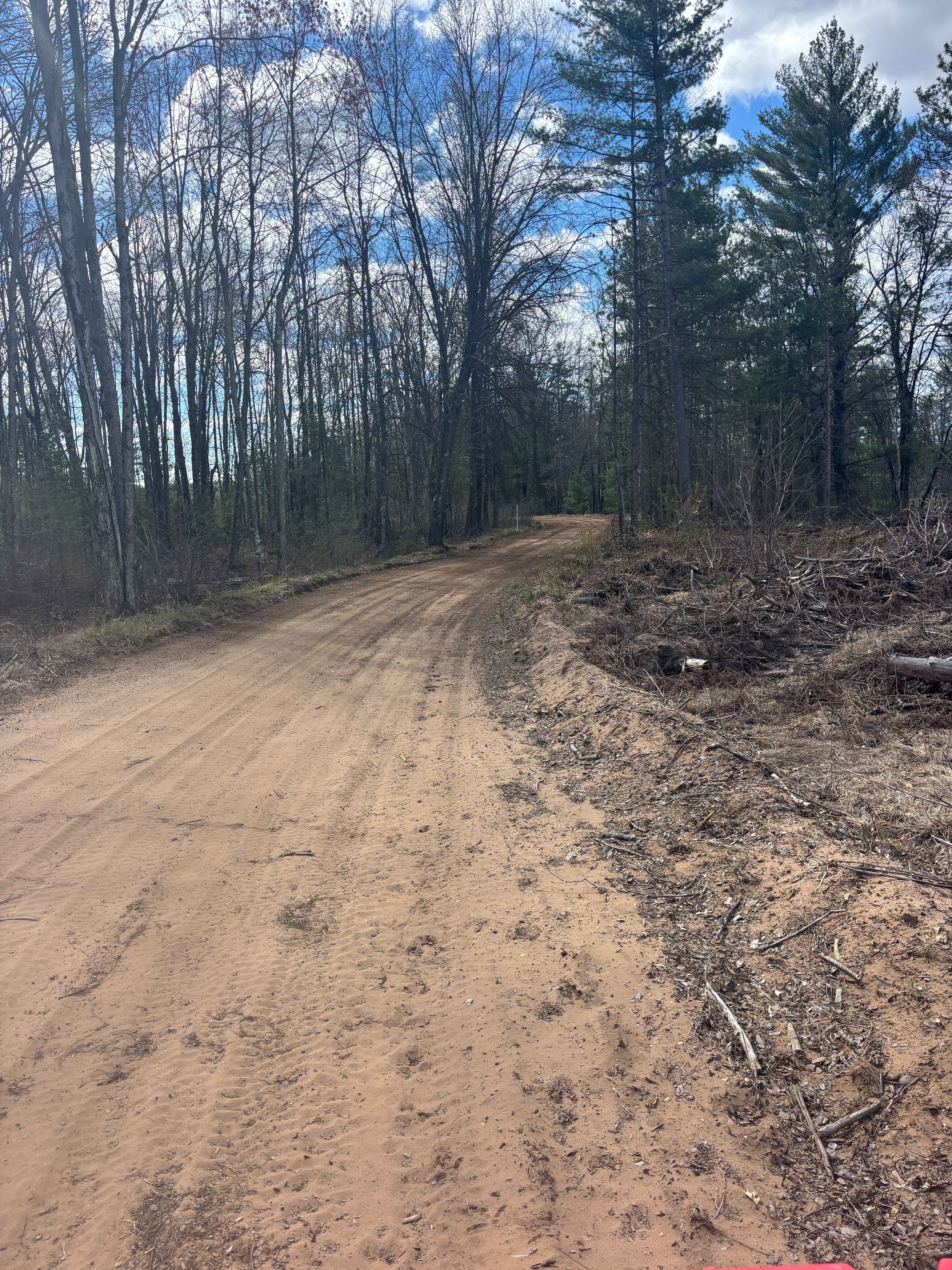 Nauke Road Trail