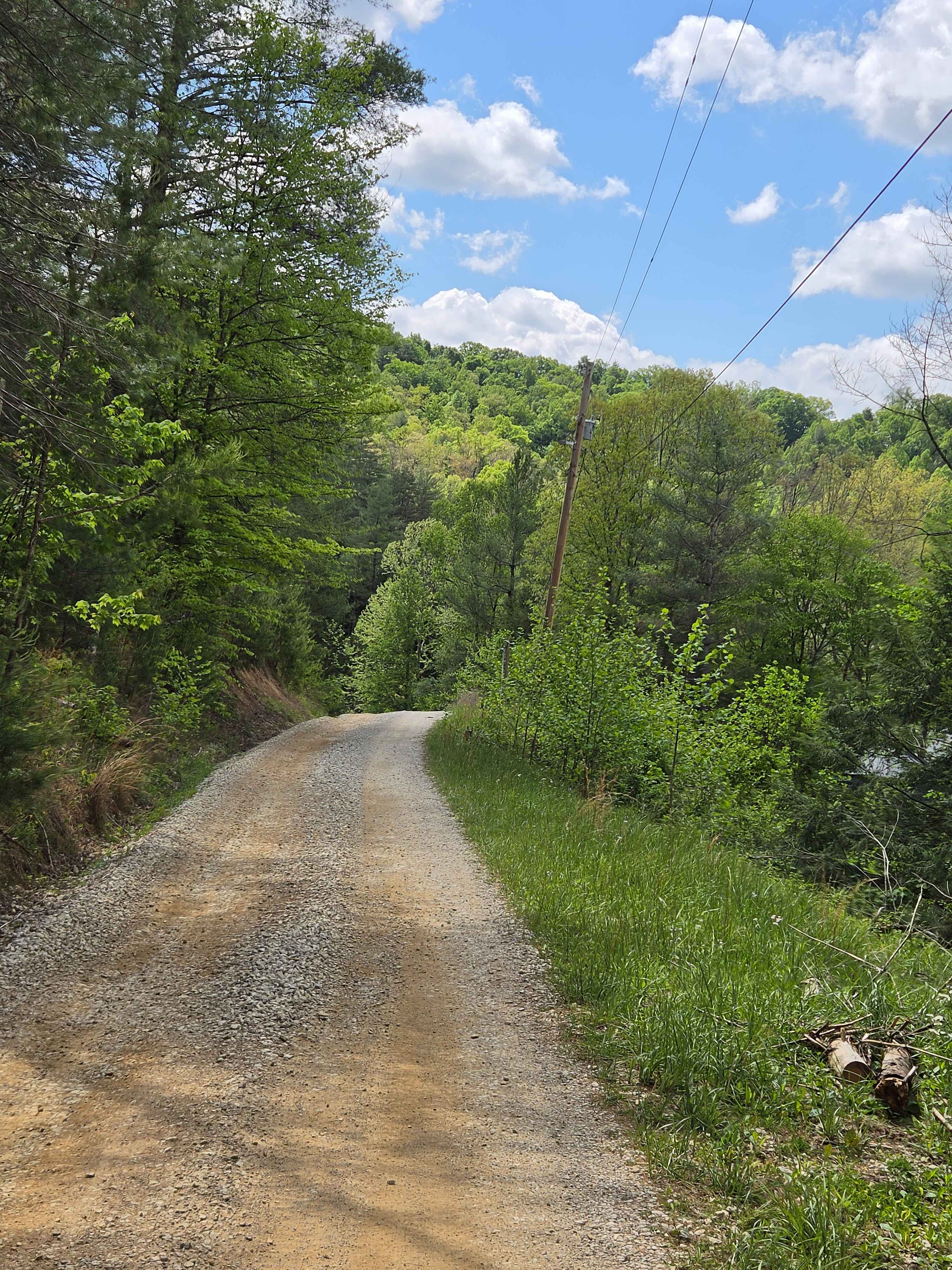 County Line/Brandenburg Road