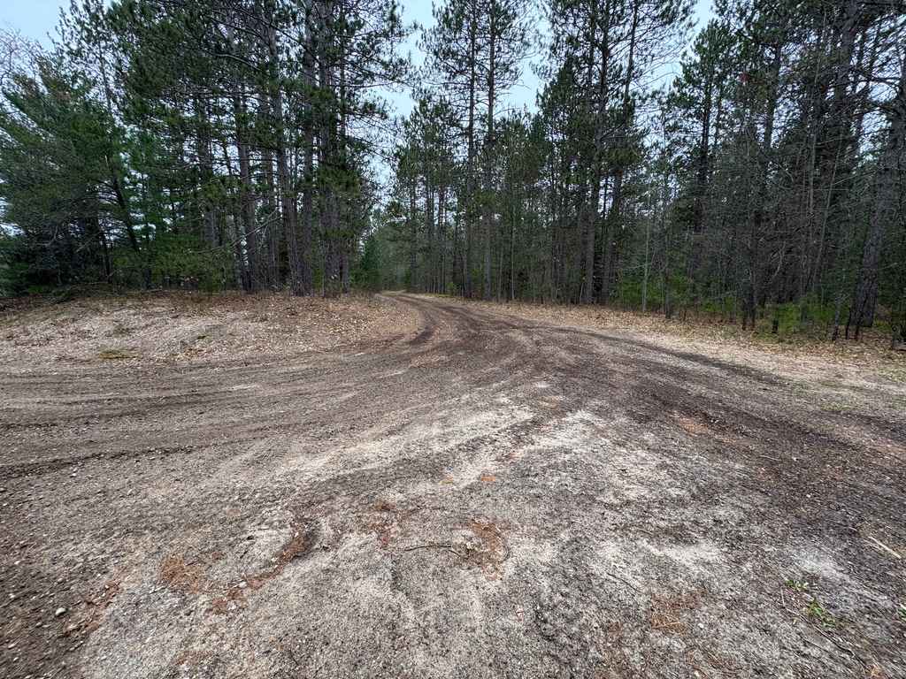 Saunter Trail
