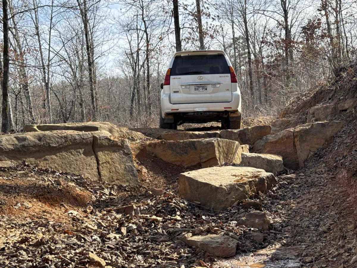 Illinois Bayou Granite Louge photo 6