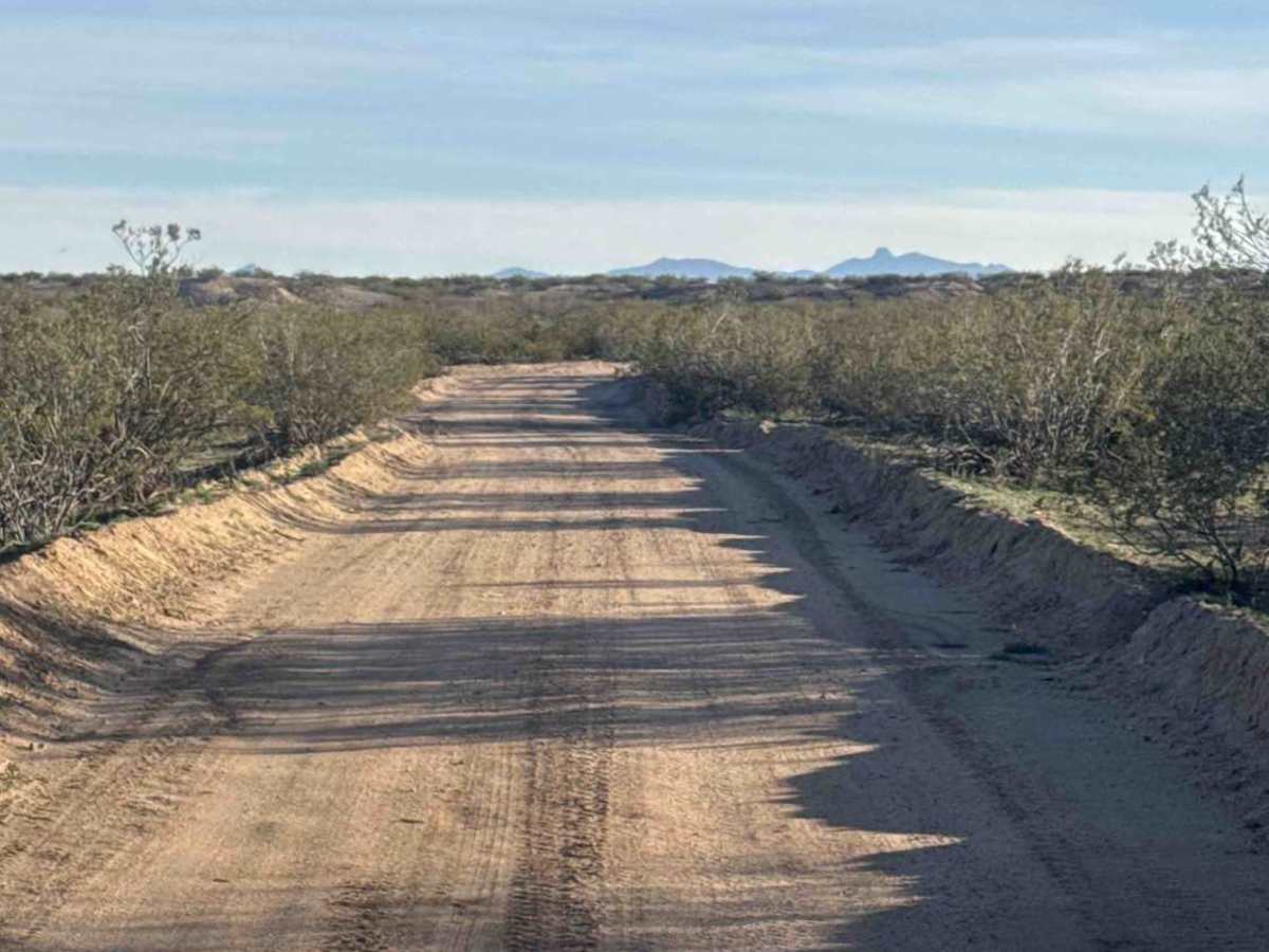 Artesia Road  trail photo