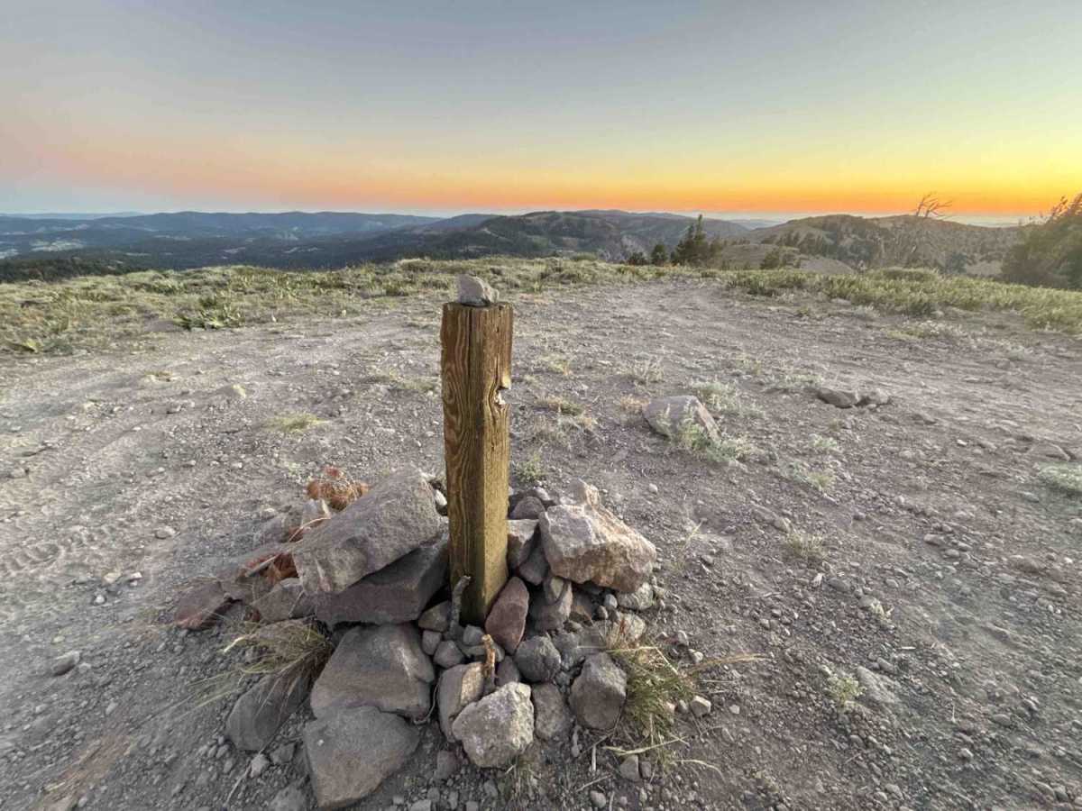 Lake Valley Trailhead - FS 7N93 trail photo