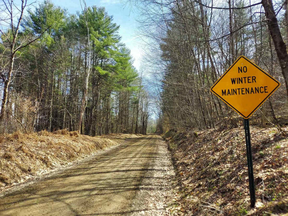 Smith Hill Road trail photo