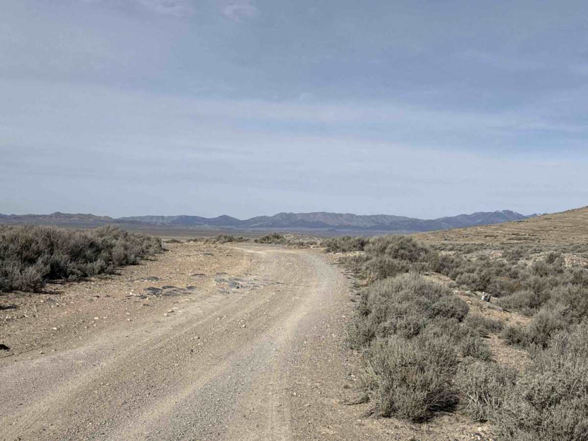 Ten Mile Pass Road photo 3