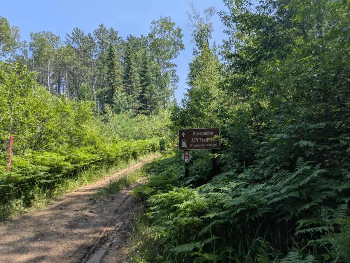 Mitiwan Lake photo 2