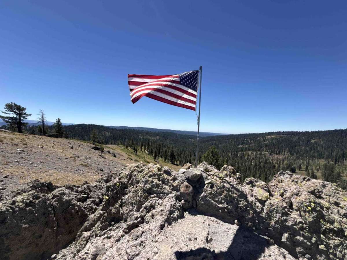 Flagpole Point - FS 7N11D photo 2