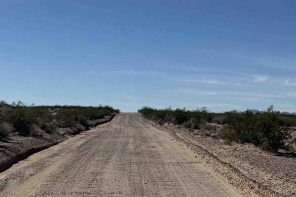 County Line Road 