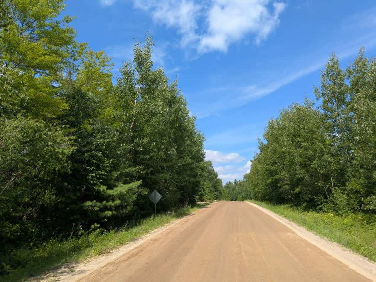 Andrusia Road Northeast photo 5
