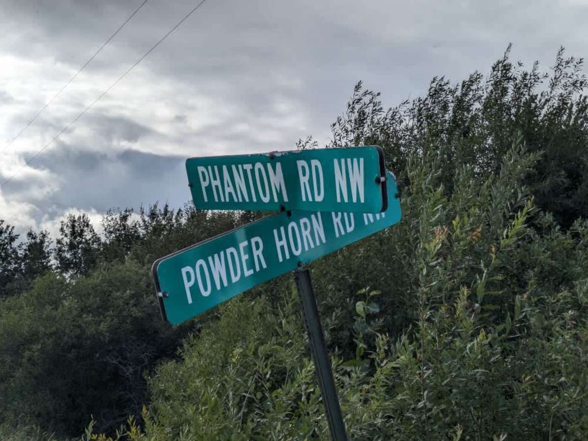 Phantom Road NW photo 2