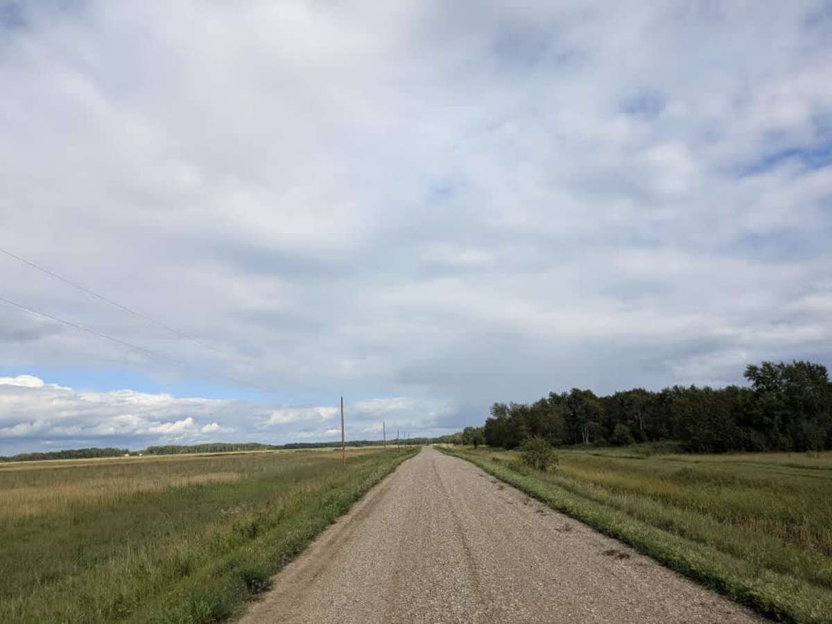 450 Street NE trail photo