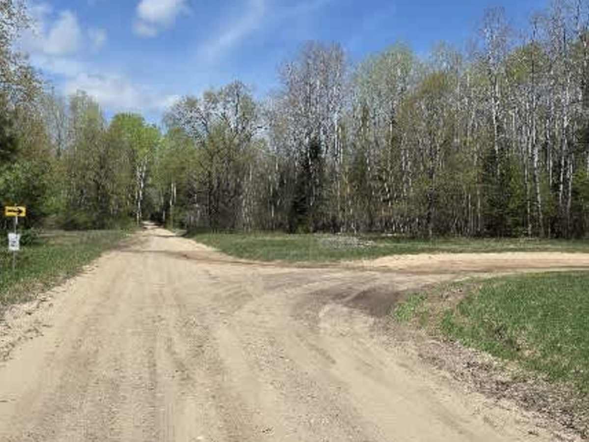 Howard Road photo 3