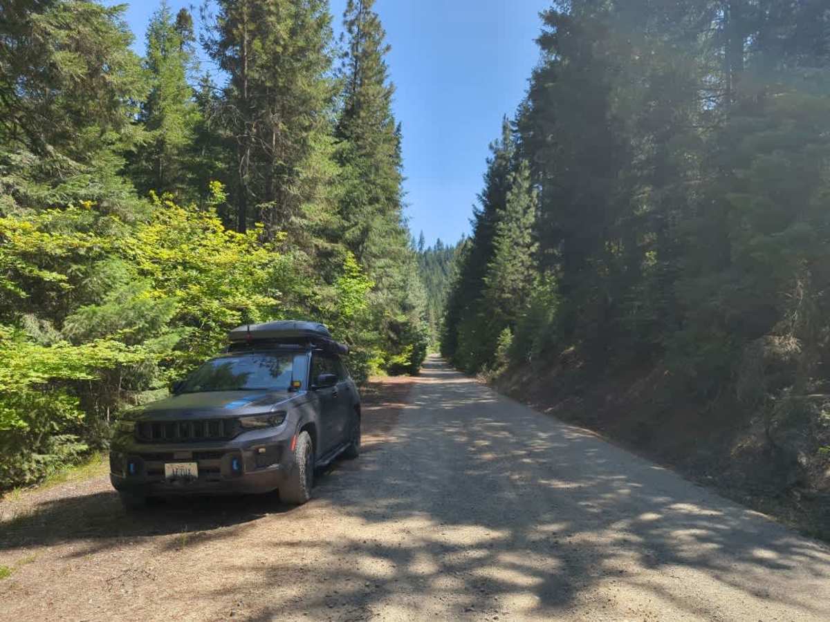 Van Creek Road photo 3
