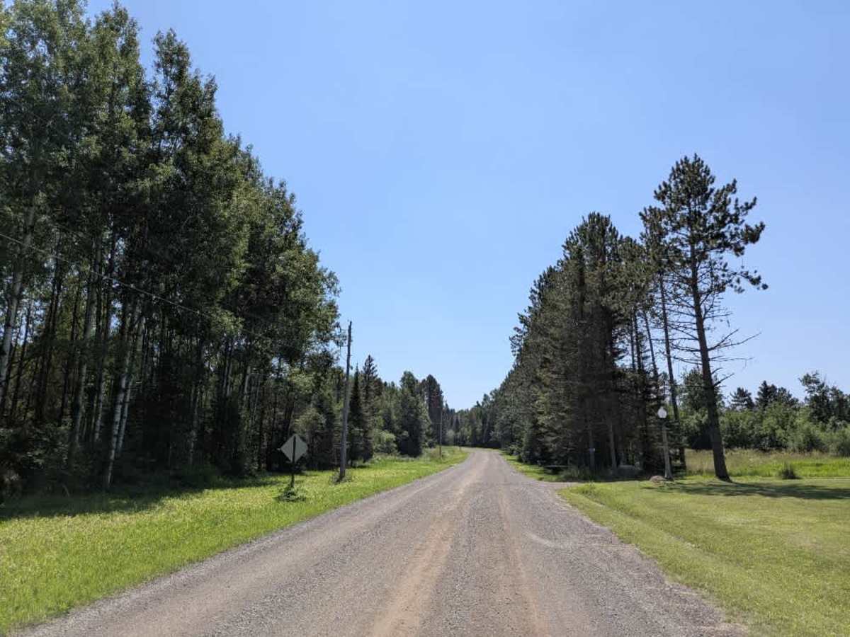 Lindskog Road photo 4