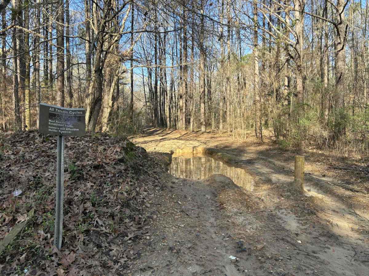 South Lake Trail photo 2