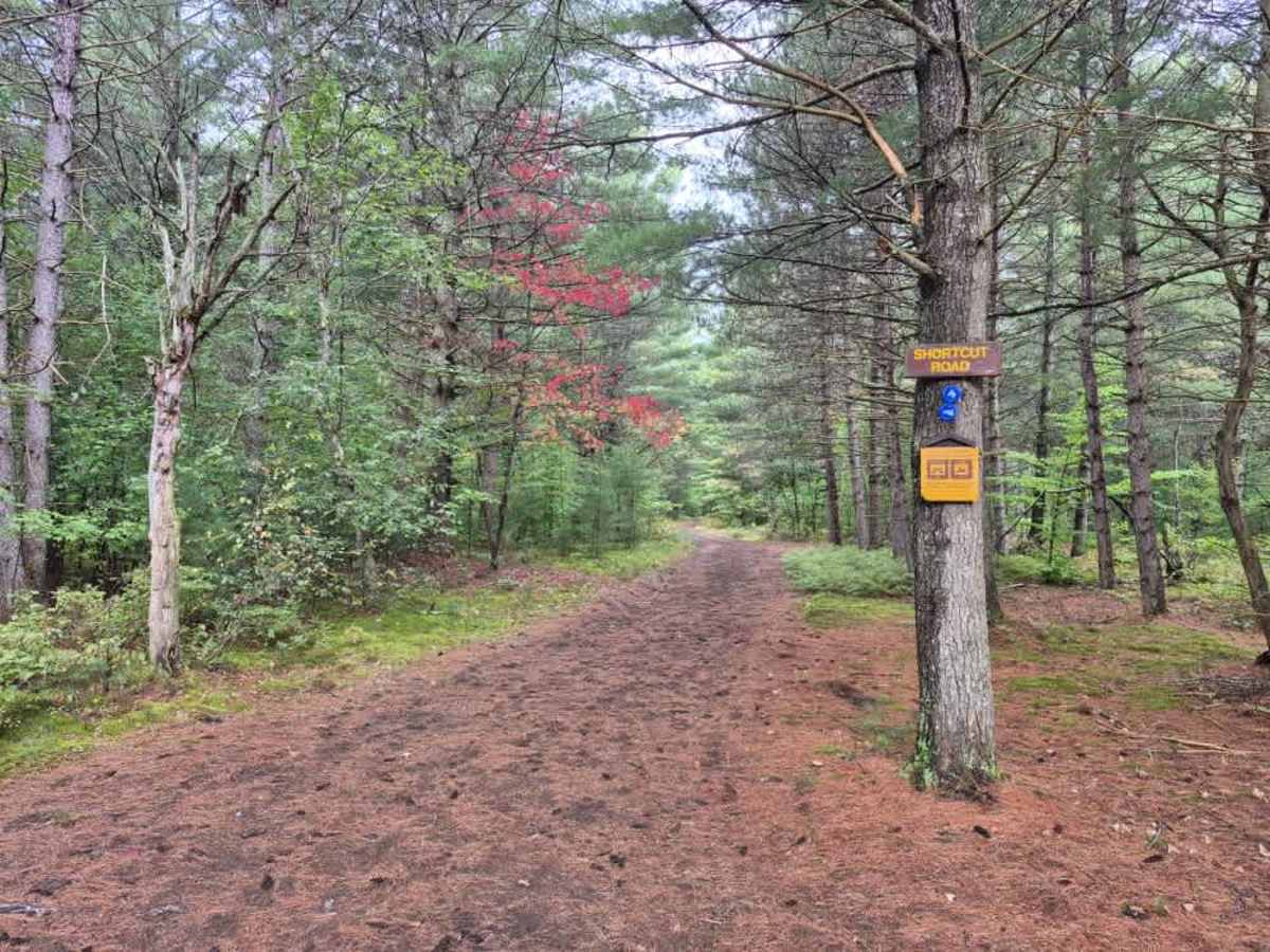 Shortcut Road trail photo