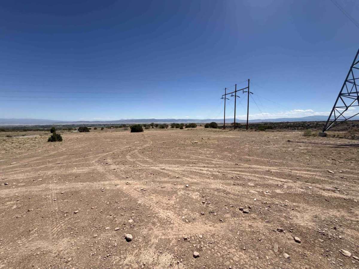Dry Creek Road photo 4