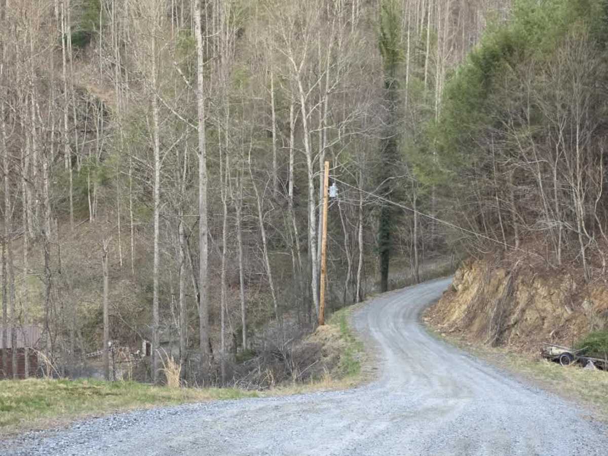 Sams Branch Road photo 3
