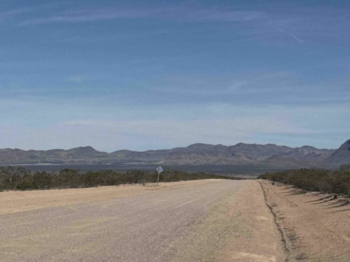 County Line Road  photo 3