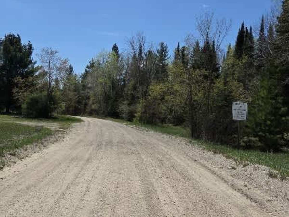 Howard Road photo 5
