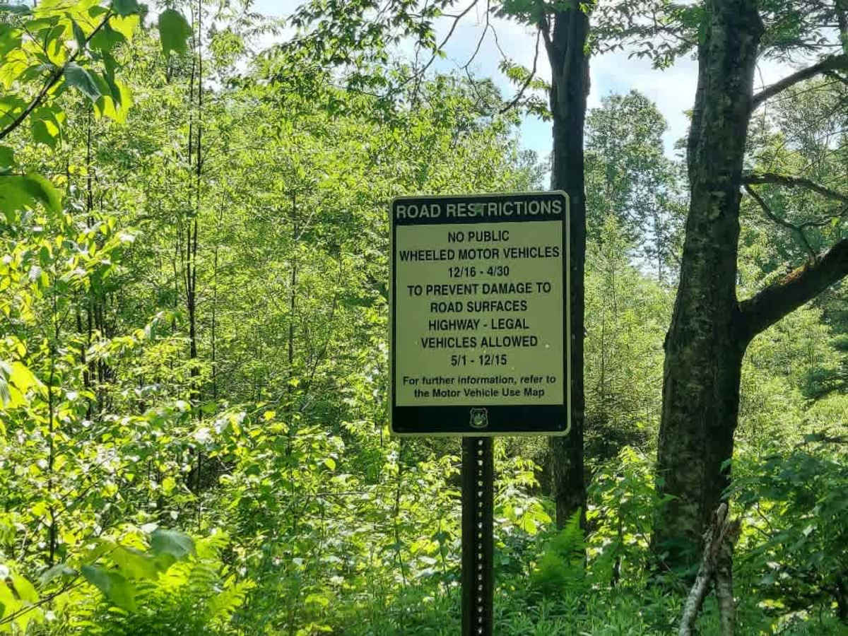 Mad Tom Notch Road trail photo