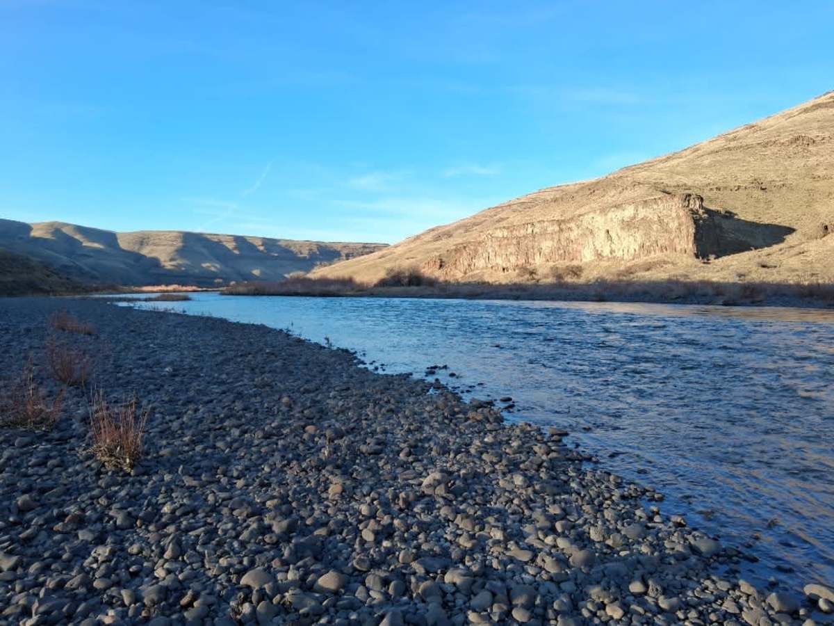 Starvation Lane River Access trail photo